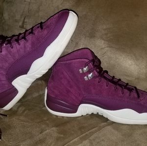 Air Jordan 12 Retro “Bordeaux” 6Y